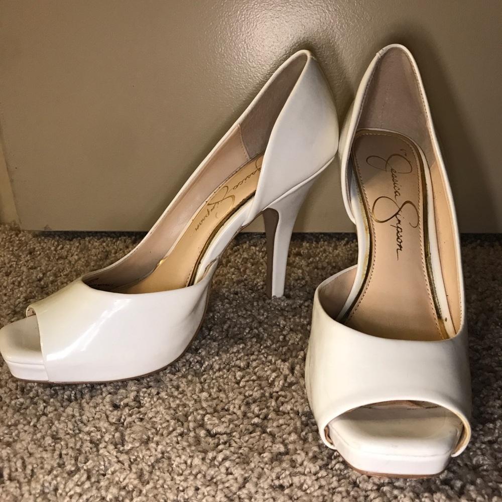 Jessica Simpson White Open Toe Heel Size 7